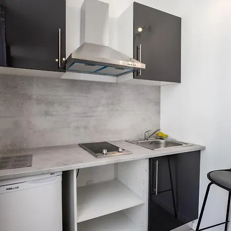 Des Congres Et Festivals Lägenhet *